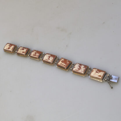 An attractive 7 panel antique 800 solid silver Cameo shell Bracelet C.1940's - Image 2
