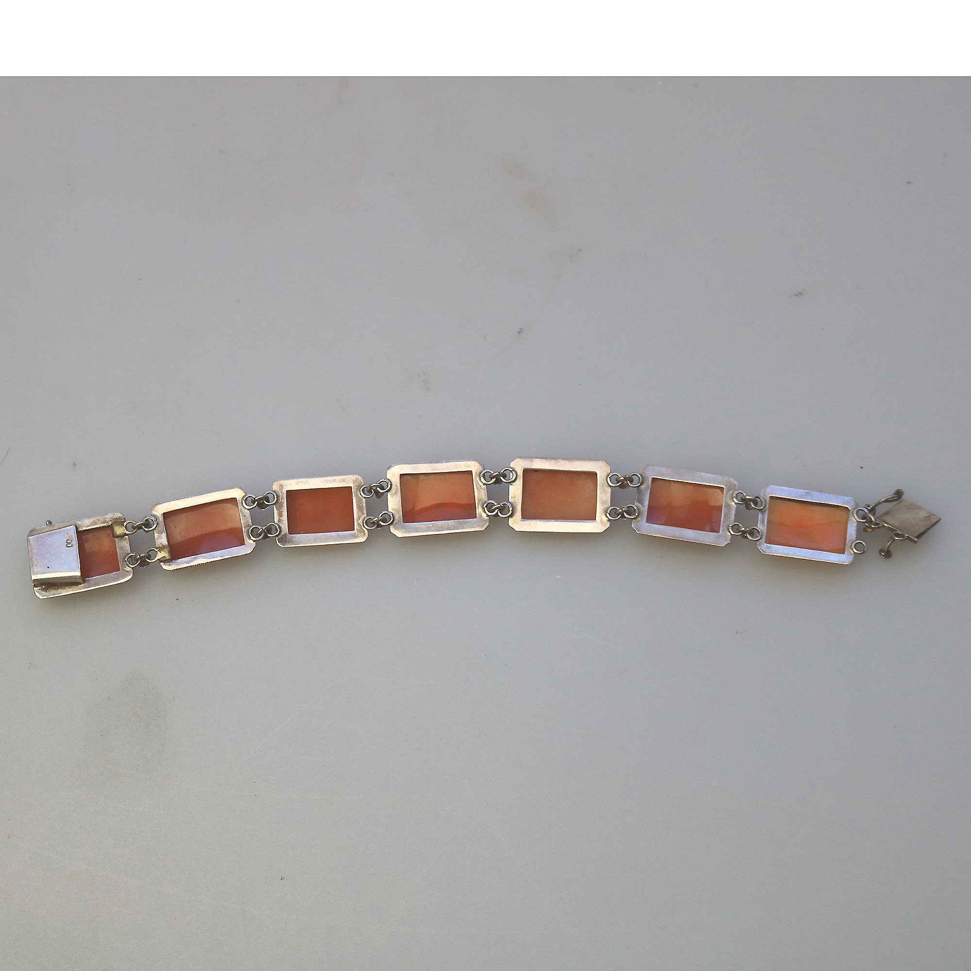 An attractive 7 panel antique 800 solid silver Cameo shell Bracelet C.1940's