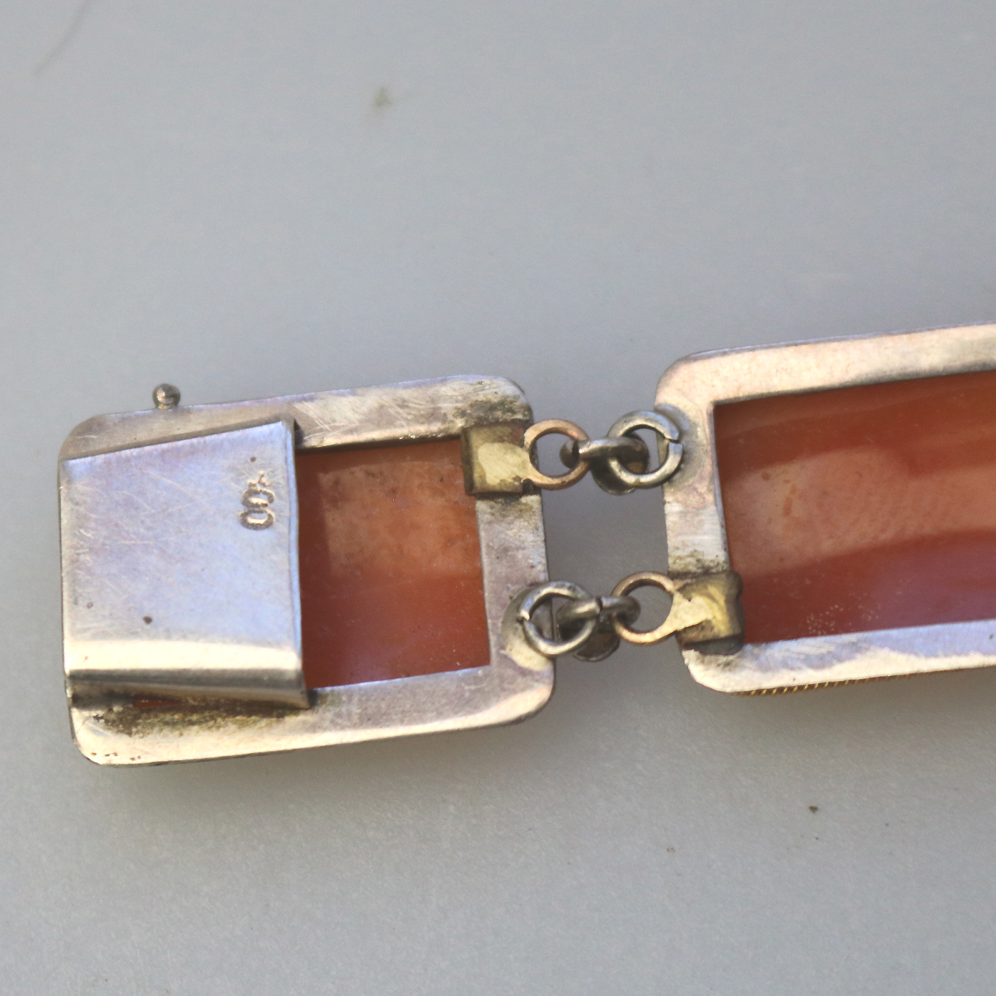 An attractive 7 panel antique 800 solid silver Cameo shell Bracelet C.1940's