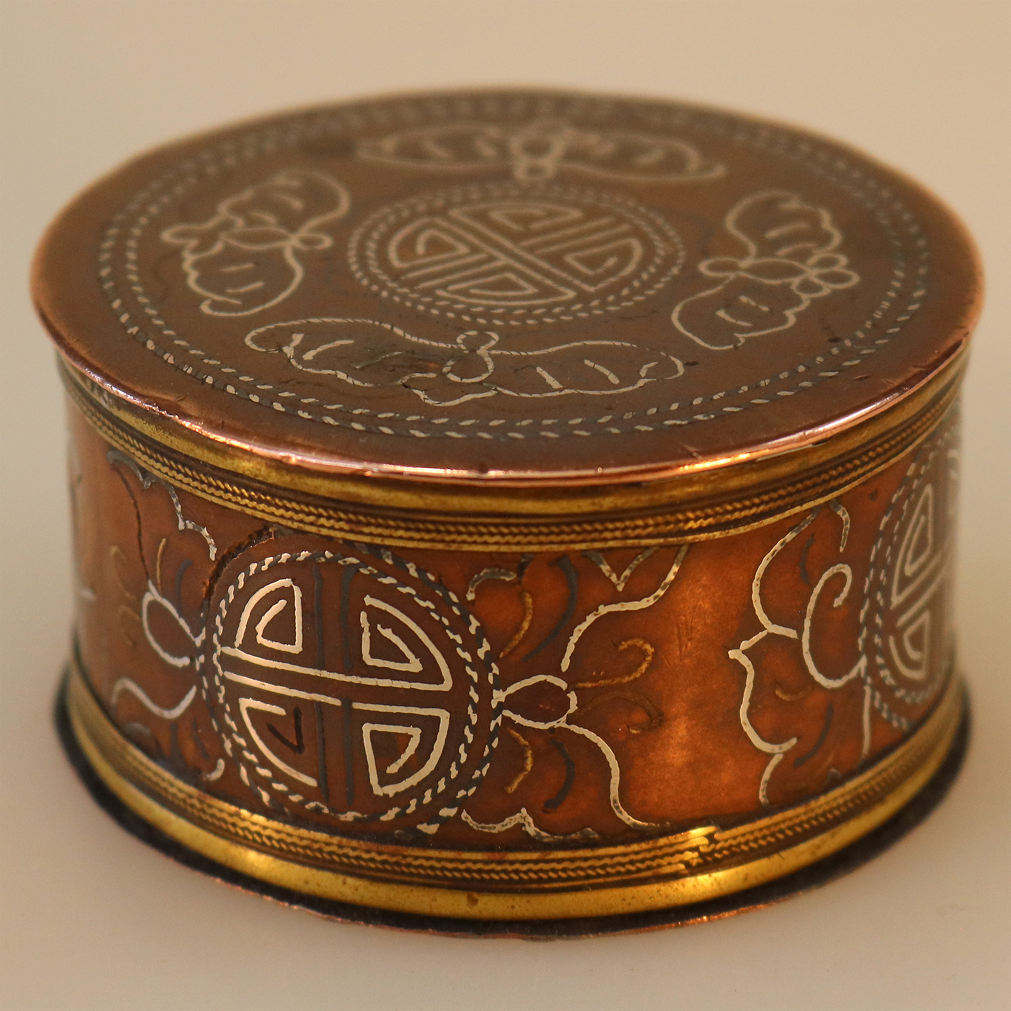 A fine antique Chinese late Qing period silver inlaid on copper Ink Box C.19thC