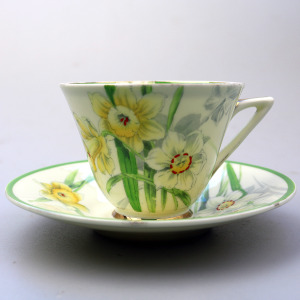 A pretty Art Deco Royal Doulton daffodil pattern porcelain Cup & Saucer C.1930's