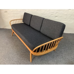 Ercol 355/1 Studio Couch.