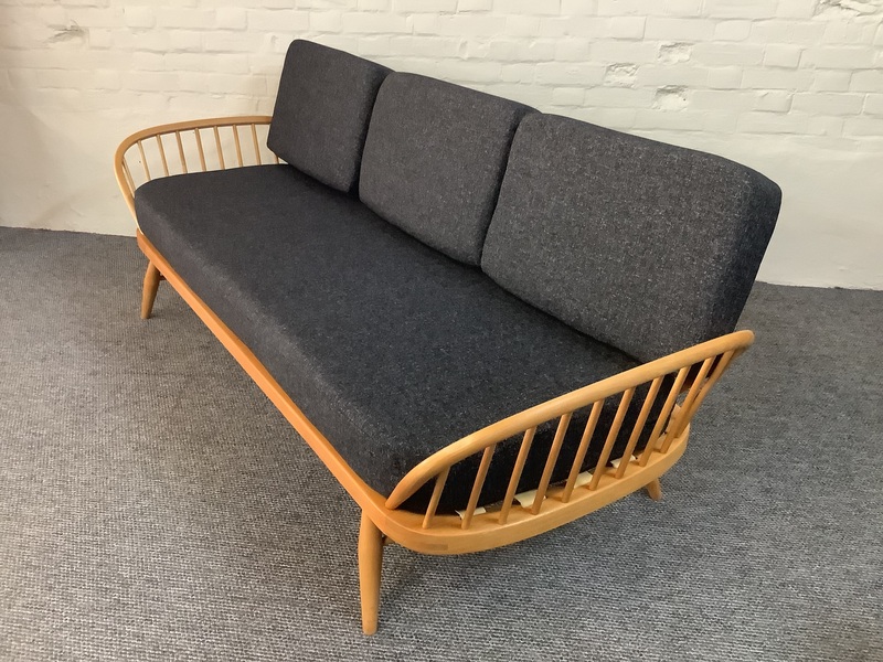 Ercol 355/1 Studio Couch.