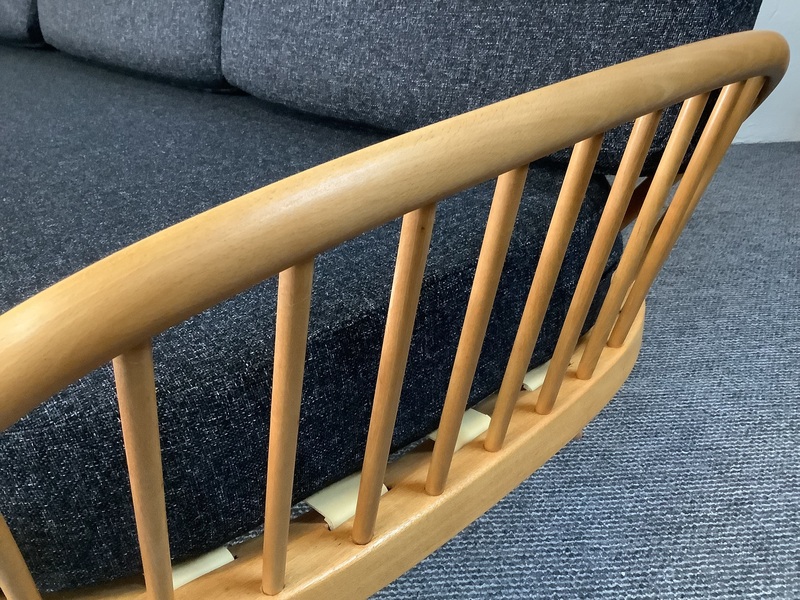 Ercol 355/1 Studio Couch.