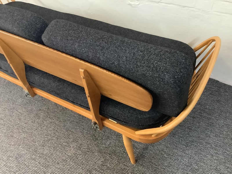 Ercol 355/1 Studio Couch.