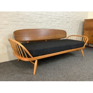 Ercol 355/1 Studio Couch.