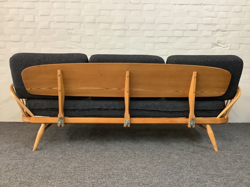 Ercol 355/1 Studio Couch.