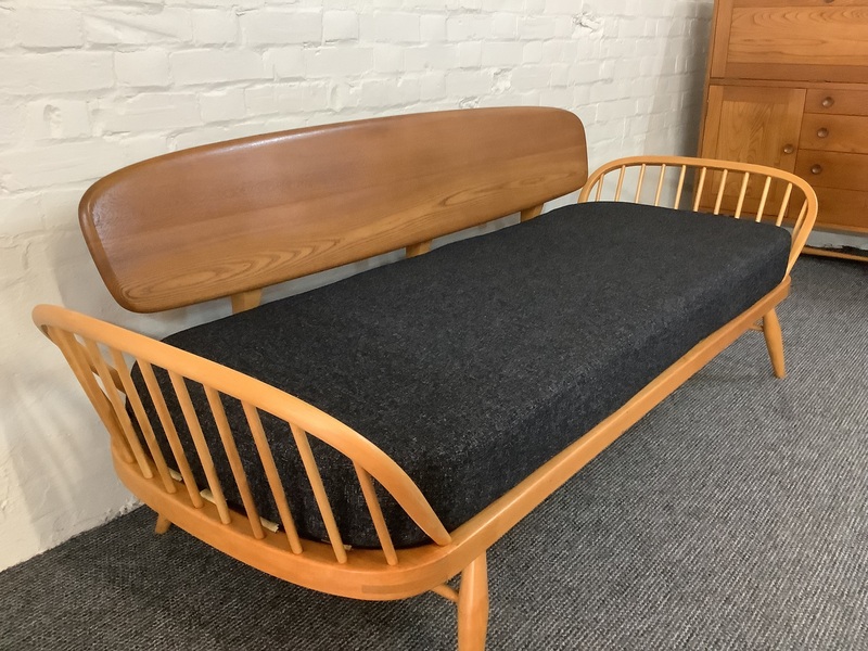 Ercol 355/1 Studio Couch.