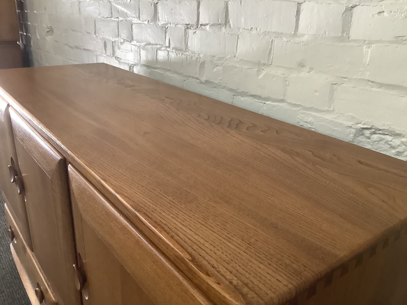 Ercol Windsor 468 Serving On Castors. Produced From Solid English Elm.