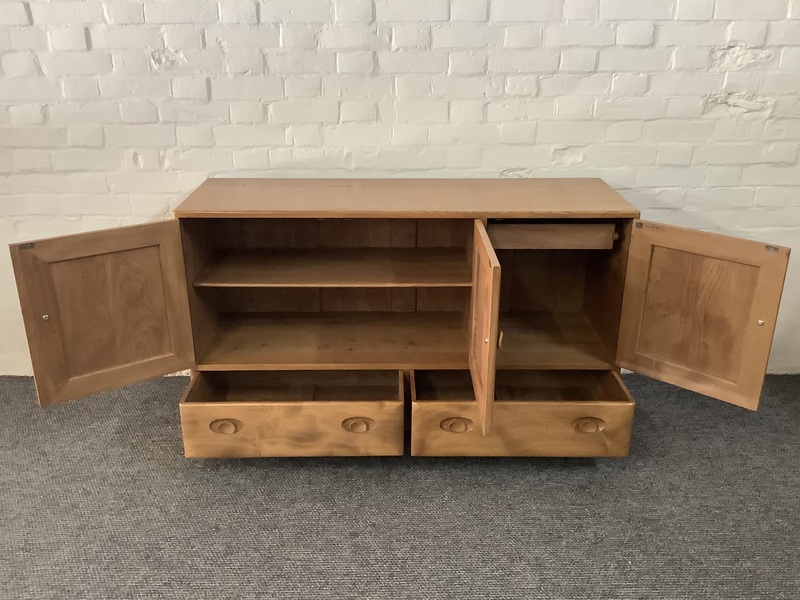 Ercol Windsor 468 Serving On Castors. Produced From Solid English Elm.