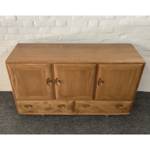 Ercol Windsor 468 Serving On Castors. Produced From Solid English Elm.