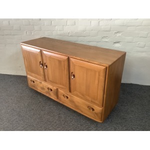 Ercol Windsor 468 Serving On Castors. Produced From Solid English Elm.