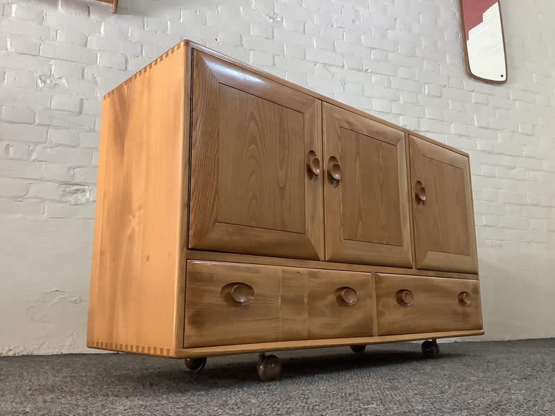 Ercol Windsor 468 Sideboard In Light Elm Finish.