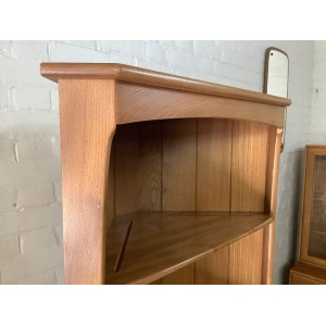 Ercol Windsor Corner Display Cabinet In Light Elm.