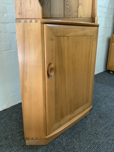 Ercol Windsor Corner Display Cabinet In Light Elm.