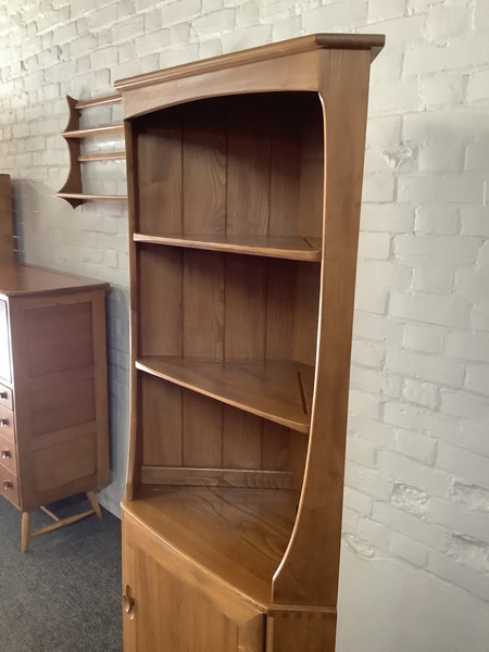 Ercol Windsor Corner Display Cabinet In Light Elm.