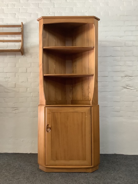 Ercol Windsor Corner Display Cabinet In Light Elm.
