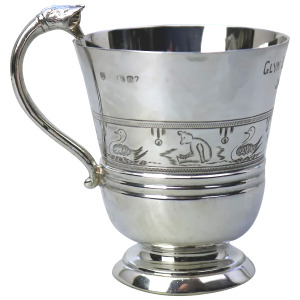 An extremely unusual solid silver novelty Fox handled Nursery Mug 100g C.1932