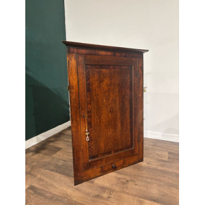 Georgian Oak With Mahogany Cross Banding Corner Cupboard