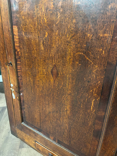 Georgian Oak With Mahogany Cross Banding Corner Cupboard