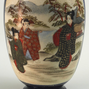 An antique Japanese Satsuma hand-painted ceramic Vase C.1900