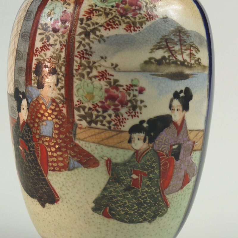 An antique Japanese Satsuma hand-painted ceramic Vase C.1900
