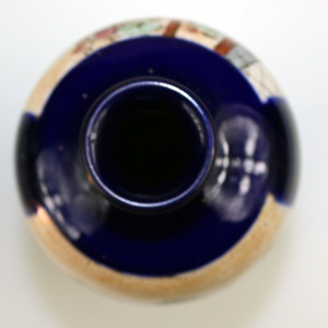 An antique Japanese Satsuma hand-painted ceramic Vase C.1900