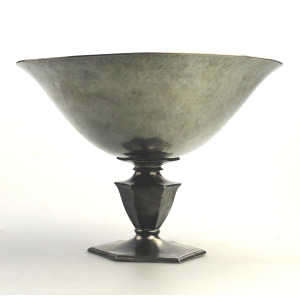 A large Modernist Art Deco Scandinavian pewter Just Andersen hammered Bowl C.1920