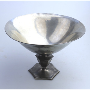 A large Modernist Art Deco Scandinavian pewter Just Andersen hammered Bowl C.1920