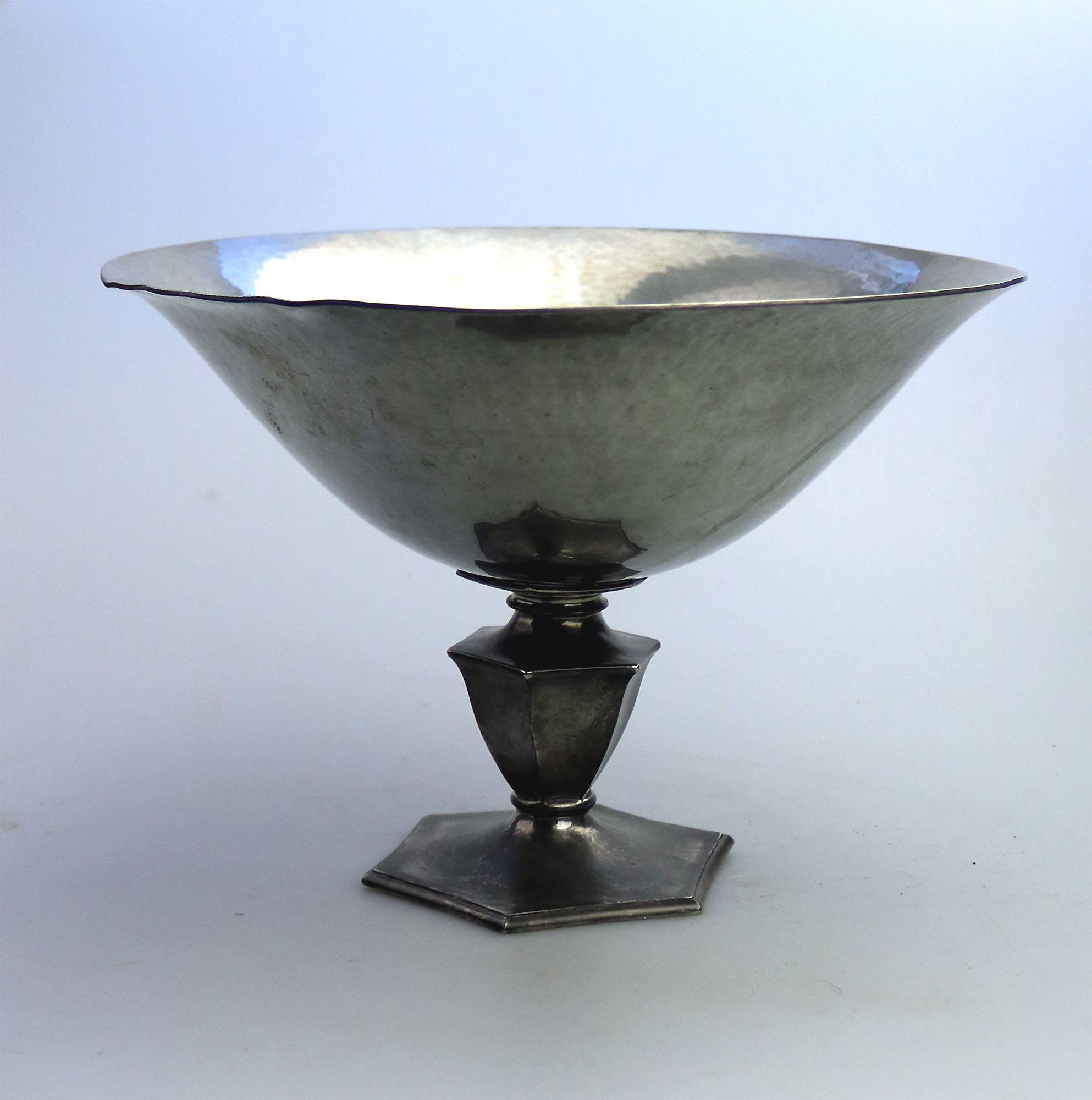 A large Modernist Art Deco Scandinavian pewter Just Andersen hammered Bowl C.1920
