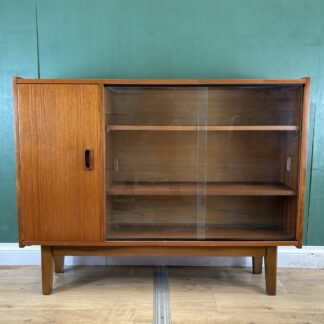 Mid Century Teak Sideboard By Nathan Furniture-Courier