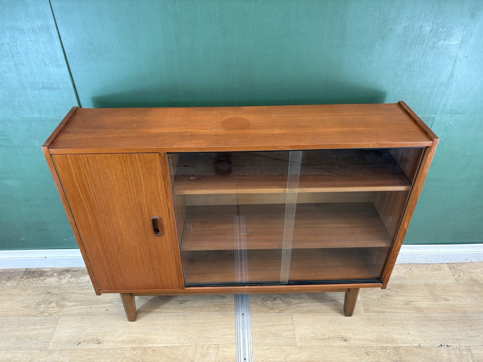 Mid Century Teak Sideboard By Nathan Furniture-Courier