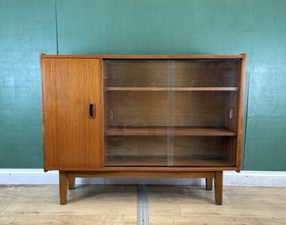 Mid Century Teak Sideboard By Nathan Furniture-Courier