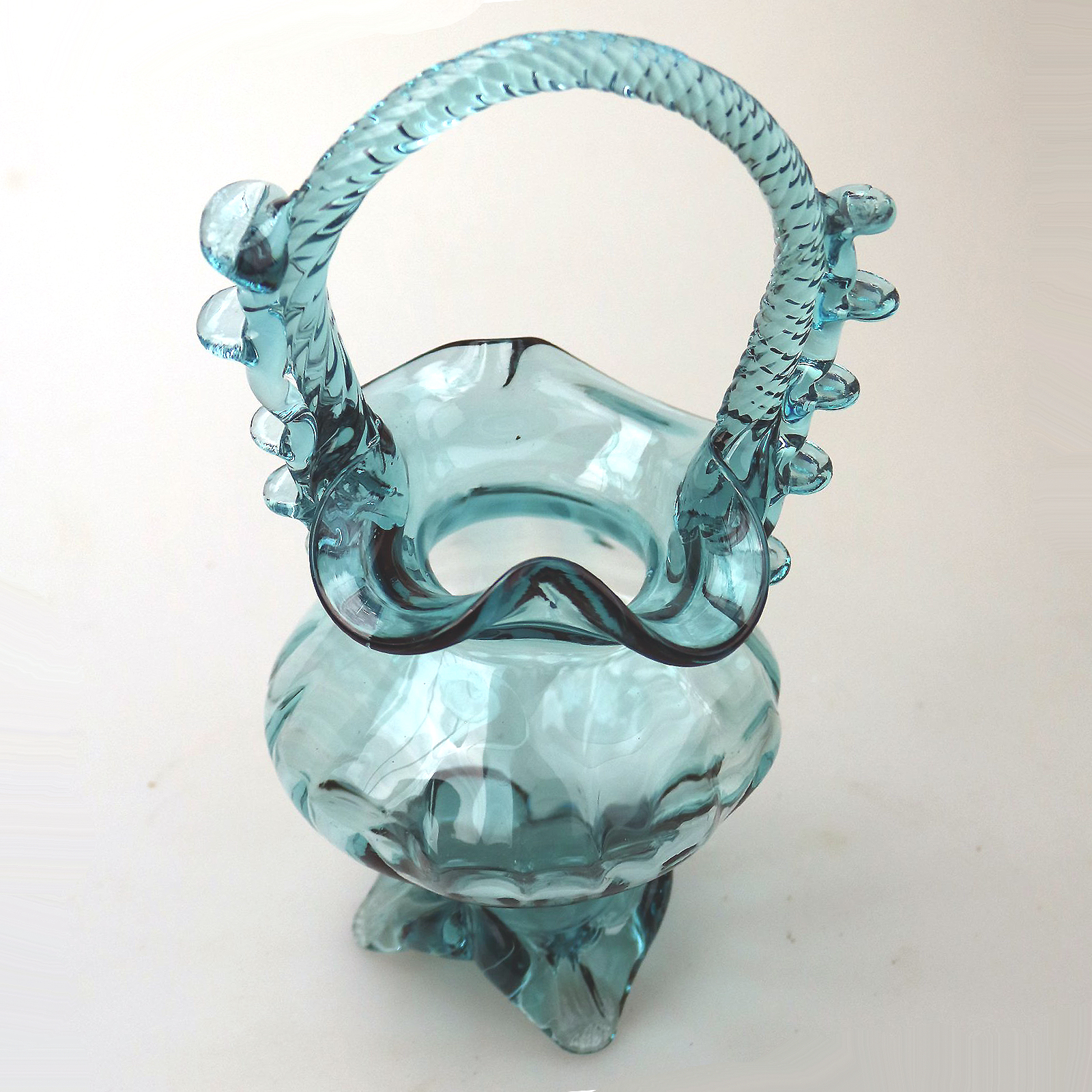 A good antique arts & crafts Art Glass novelty Venetian Basket C. 1st half 20thC