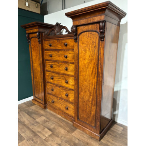 Victorian Gentleman's Sentry Wardrobe
