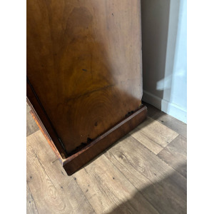Victorian Gentleman's Sentry Wardrobe