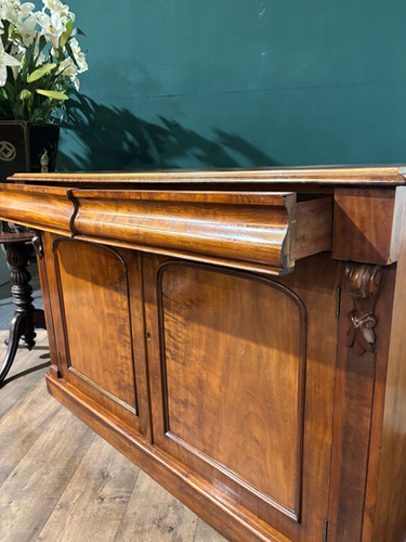 Victorian Mahogany Chiffonier