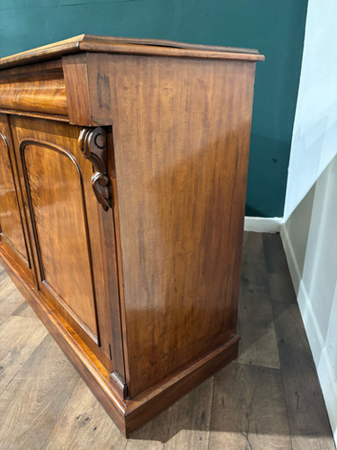 Victorian Mahogany Chiffonier