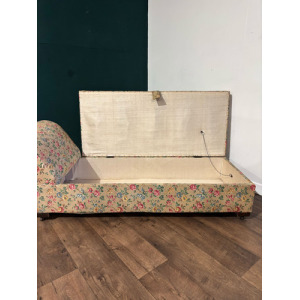 Vintage Chaise / Day bed