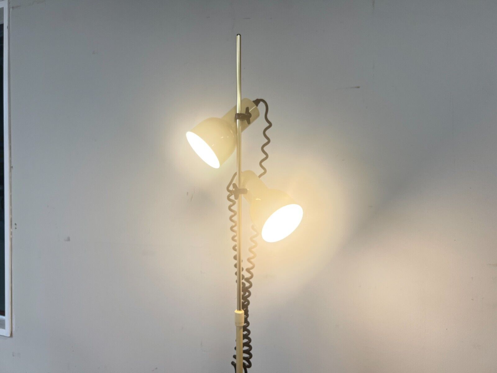 Vintage Cream Twin Spotlight Lamp