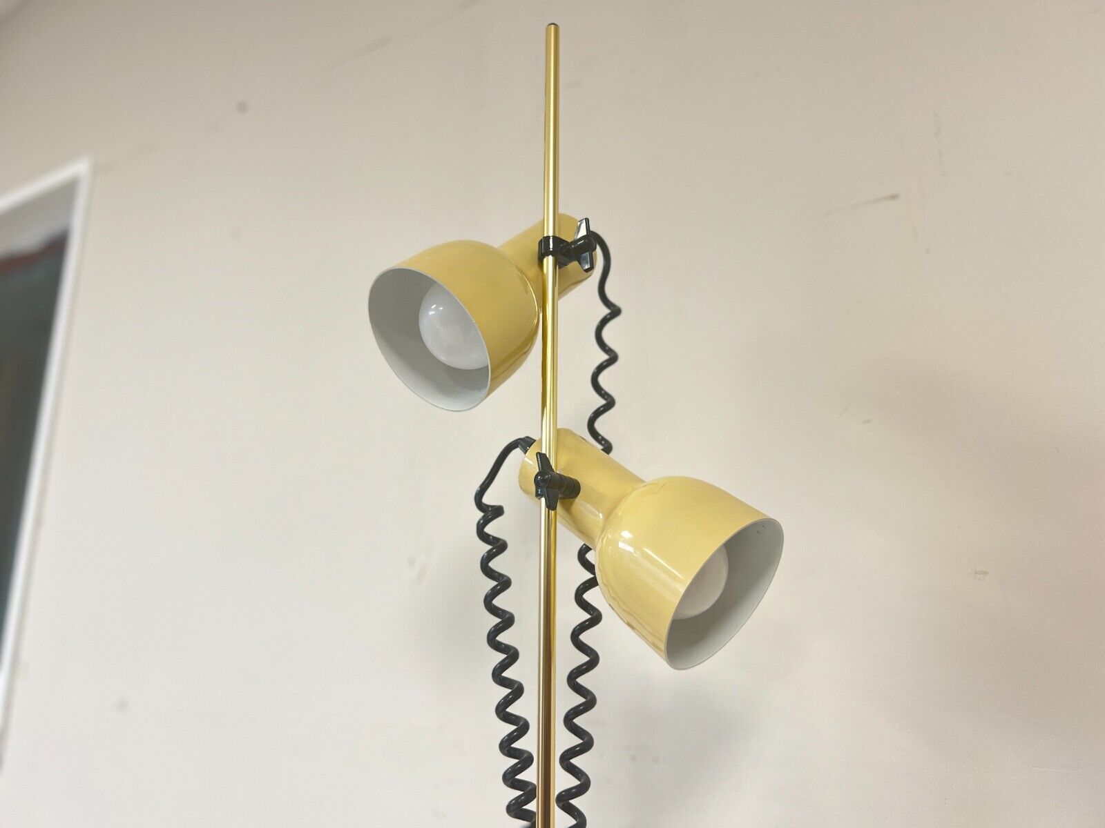 Vintage Cream Twin Spotlight Lamp