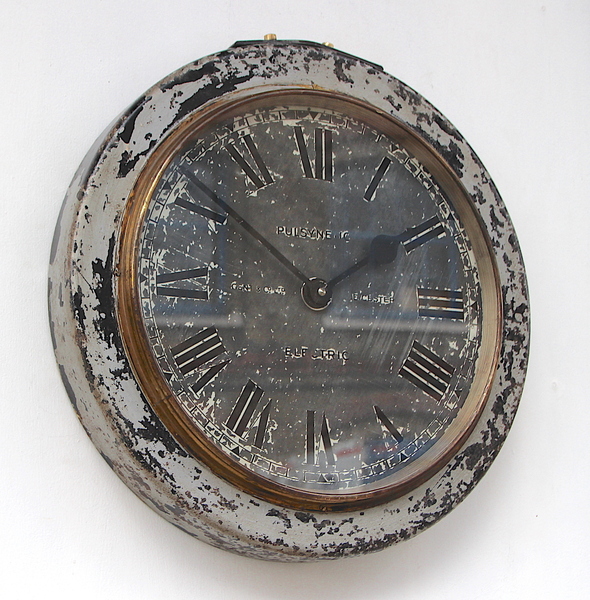 1950s British Office/Commercial Industrial Wall Clock. Fully Guaranteed