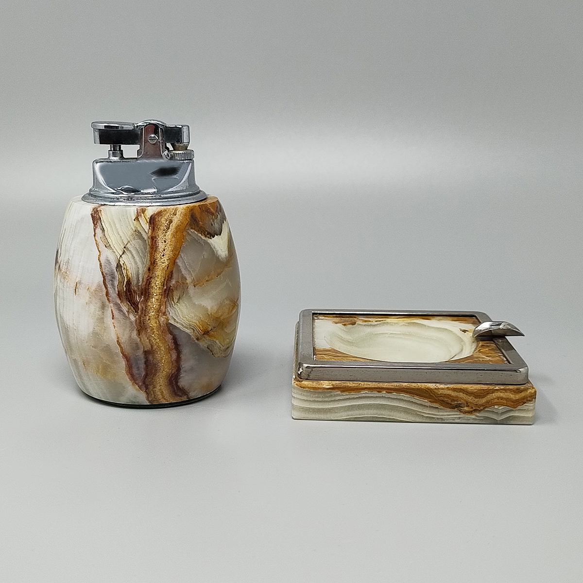 1960s Gorgeous Smoking Set in Onyx. Made in Italy
