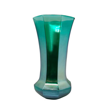 1970s Exquisited Handcrafted Green Vase by Ca dei Vetrai in Murano Glass. Made in Italy
