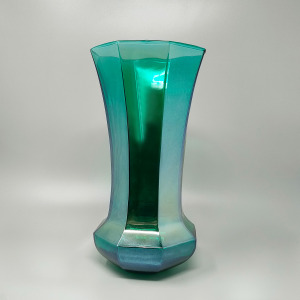 1970s Exquisited Handcrafted Green Vase by Ca dei Vetrai in Murano Glass. Made in Italy
