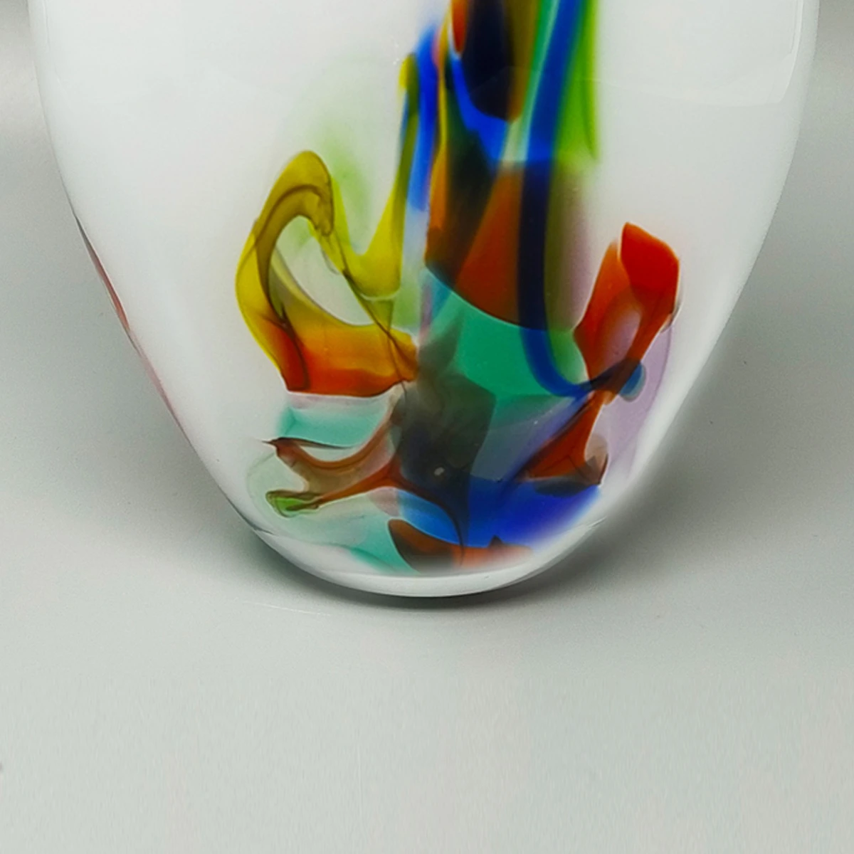 1970s Gorgeous Vase Handcrafted in Murano Glass. Made in Italy