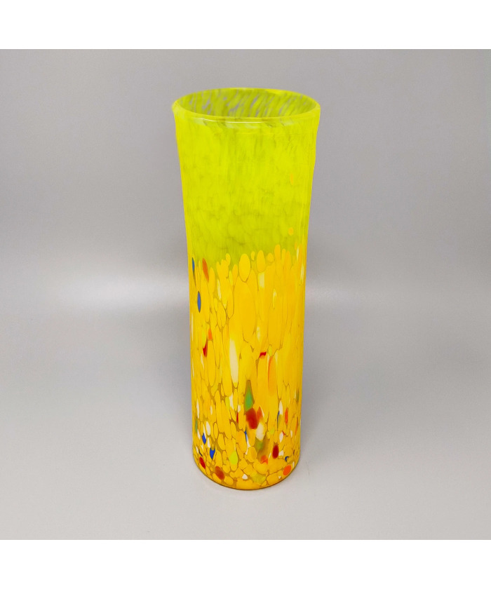 1970s Luxury Yellow Handrafted Vase in Murano Glass by Maestro del Vetro. Made in Italy