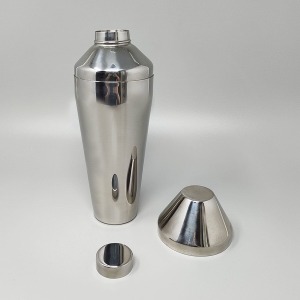 1970s Gorgeous Cocktail Shaker. Made in Italy