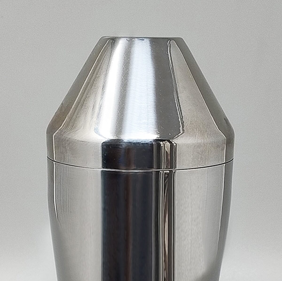 1970s Gorgeous Cocktail Shaker. Made in Italy