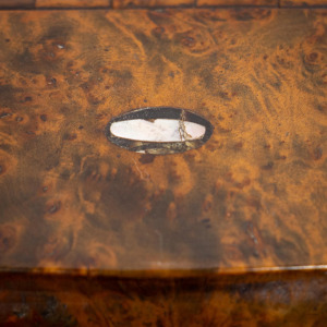 Unusual Large 19th Century Pocket Snuff Box
